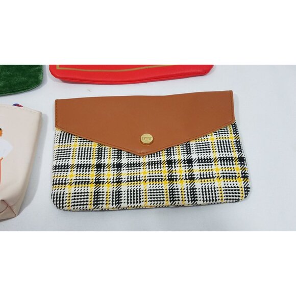 Set Of 4 Ipsy Pouches Mixed Designs & Colors Faux Leather Velvet Material - Picture 8 of 10